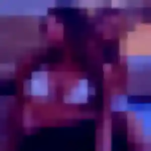 Elise, 25 ans, disponible à Châteauneuf-sur-Cher pour une rencontre coquine