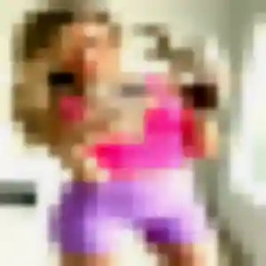 Lola (42 ans) à Châtillon-sur-Cluses propose une rencontre maintenant