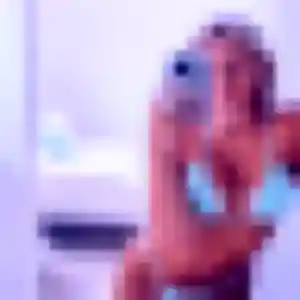 Beatrice, 26 ans, en ligne à Châtonnay pour une rencontre coquine