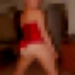 Ursula, 25 ans, connectée à Chaudon pour une rencontre coquine