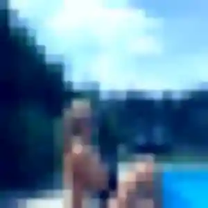 Estelle, 25 ans, connectée à Chaumont-en-Vexin pour un plan cul