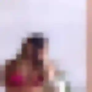 Solene, 32 ans, connectée à Chaumont-en-Vexin pour une rencontre coquine