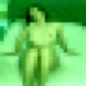 Photo de Marine à Chaumot (33 ans) - plan cul anonyme