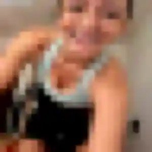 Jeanne, 33 ans, en ligne à Chaussoy-Epagny pour une rencontre coquine