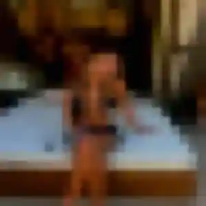 Contacte Celine, 44 ans à Chavenay en t'inscrivant