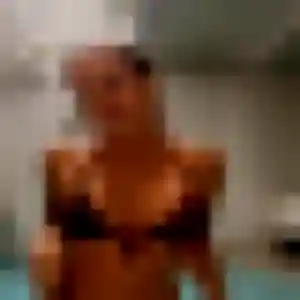 Luna, 34 ans, en ligne à Chimilin pour un plan cul