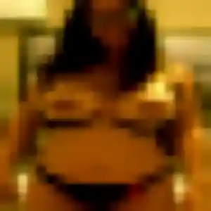 Photo de Nathalie à Chindrieux (33 ans) - plan cul gratuit