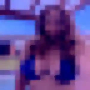 Photo de Suzanne à Clans (45 ans) - plan cul gratuit