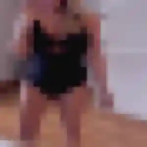 Jeannine (24 ans) à Clary attend une rencontre rapidement