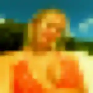 Elena, 27 ans, dispo pour plan cul à Claye-Souilly
