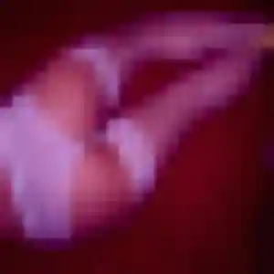 Sarah-Lou, fille de 25 ans cherche plan cul à Colombier-Saugnieu