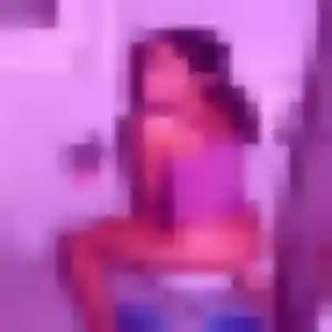 Ines (29 ans) à Conflans-Sainte-Honorine attend une rencontre maintenant