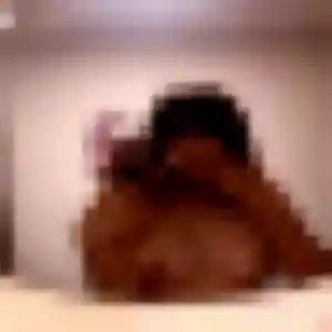 Vanessa de Corbreuse, 22 ans - plan cul sans prise de tête