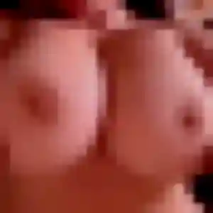 Corinne, femme de 28 ans propose plan cul à Corcelles-en-Beaujolais