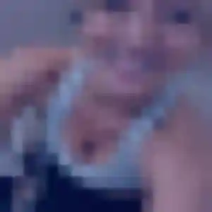 Christelle, 29 ans, en ligne à Cormelles-le-Royal pour une rencontre coquine