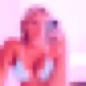 Roxane, 36 ans, en ligne à Cormelles-le-Royal pour une rencontre coquine