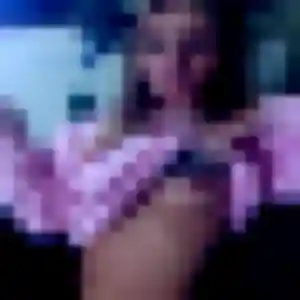 Romane, 24 ans, connectée à Cormeray pour un plan cul
