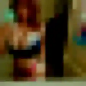 Charmante Lola, 32 ans à Corps-Nuds - découvrir son profil