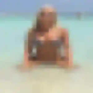 Rejoins Jeannine, 27 ans à Couëron en t'inscrivant