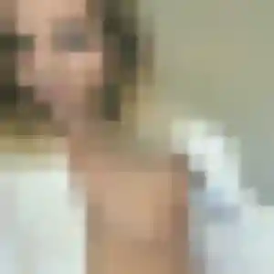 plan cul à Couëron : profil de Wendy, 30 ans - accès libre