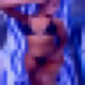 Inaya, 26 ans, en ligne à Couëtron-au-Perche pour une rencontre coquine