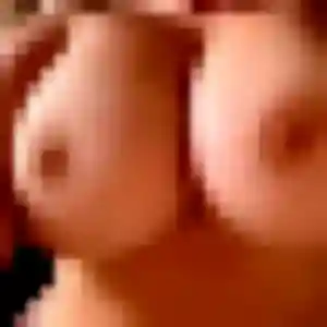 Photo sexy de Lisa, 26 ans à Coullons - plan discret
