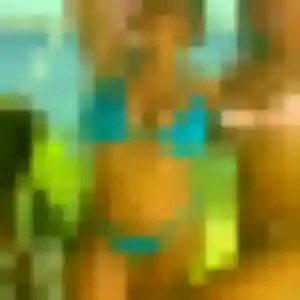 Belle Alexandra, 23 ans à Courcy - la contacter