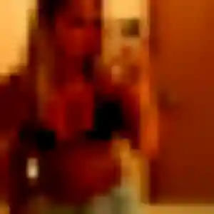 Contacte Aurelie, 30 ans à Cubjac-Auvézère-Val d'Ans gratuitement