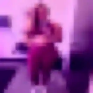 Profil de Julie-Anne à Cubzac-les-Ponts (45 ans) - plan cul gratuit