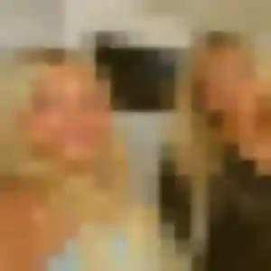 Rejoins Chloe-Anne, 25 ans à Dizy-le-Gros en privé