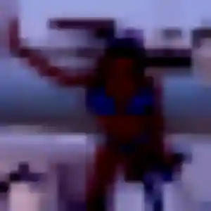 Flora, 30 ans, connectée à Domfront-en-Champagne pour une rencontre coquine
