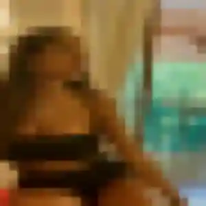 Solene, 28 ans, cherche un plan cul à Dompaire