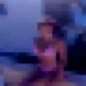 Myriam, 45 ans, en ligne à Douchy-Montcorbon pour un plan cul