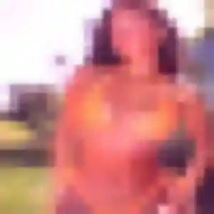 Maya, 22 ans, disponible à Doyet pour un plan cul