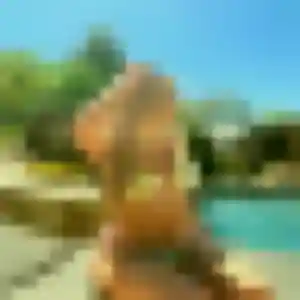 Photo de Adeline à Entrecasteaux (43 ans) - plan cul gratuit