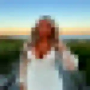 Lea-Marie, 31 ans, en ligne à Éperlecques pour une rencontre coquine
