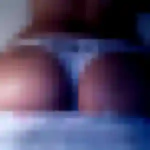 Maeva, 44 ans, connectée à Erquery pour une rencontre coquine