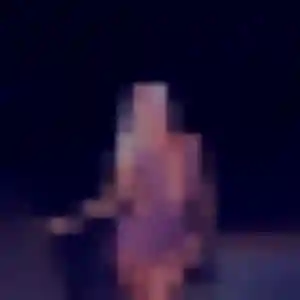 Charmante Caroline, 43 ans à Éterville - découvrir son profil