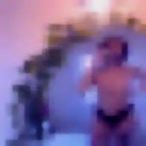 Oriane, 29 ans, connectée à Etting pour une rencontre coquine