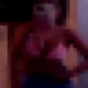 Hortense, 35 ans, disponible à Euville pour un plan cul