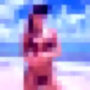 Chloe, fille de 27 ans veut plan cul à Faverges-de-la-Tour