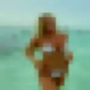 Sandrine, 40 ans, disponible à Favières pour un plan cul