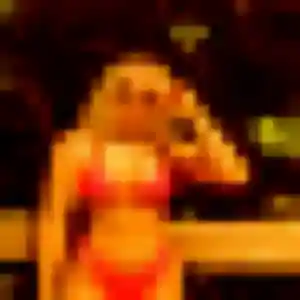 Thais, 28 ans, disponible à Feuguerolles-Bully pour une rencontre coquine