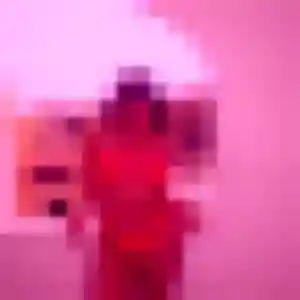 Découvre Ursula, 28 ans à Flancourt-Crescy-en-Roumois en privé