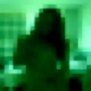 Magali, 25 ans, en ligne à Flaxlanden pour un plan cul