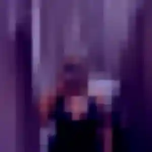 Capucine, 41 ans, en ligne à Fleurines pour une rencontre coquine