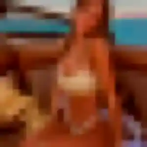 Photo de Fanny à Fleurines (30 ans) - plan cul discret