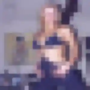 Photo privée de Daphne, 32 ans à Fourques-sur-Garonne - rencontre sans lendemain