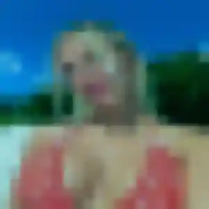 Quitterie, 29 ans, connectée à Fressin pour une rencontre coquine