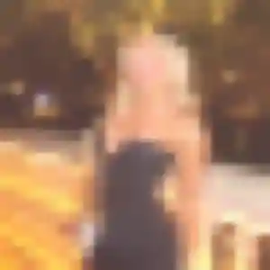 Rejoins Anouk, 28 ans à Frœningen en privé
